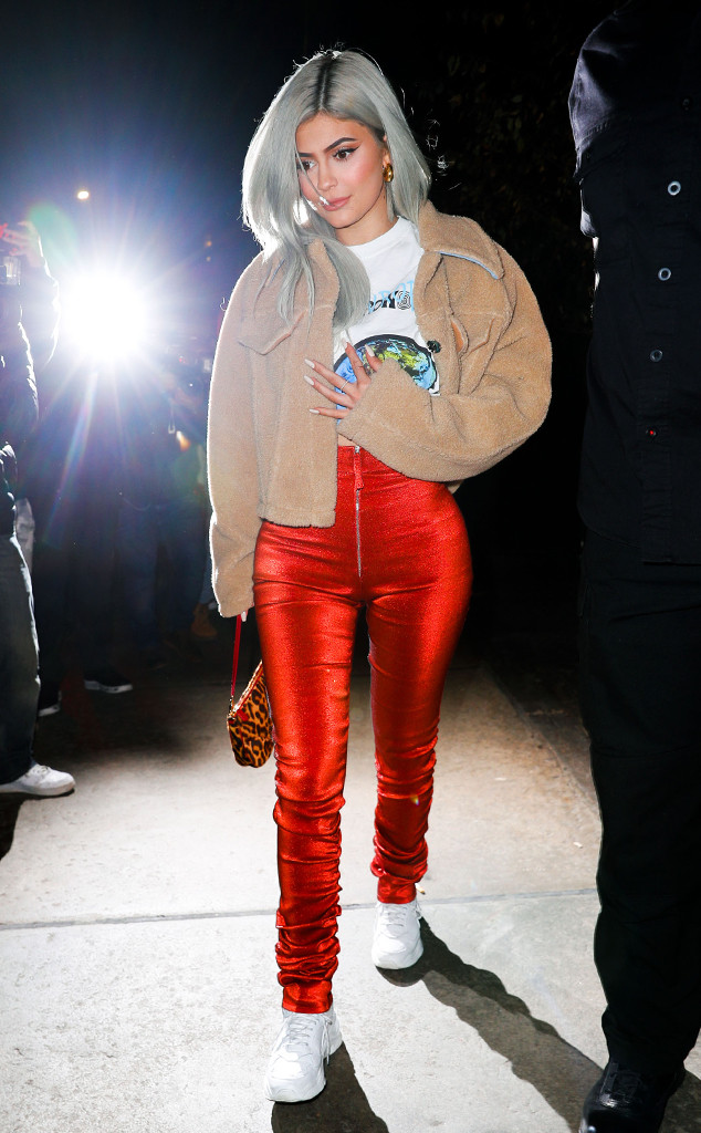 Kylie Jenner S Winter Coats Will Keep You Warm And Make You Look